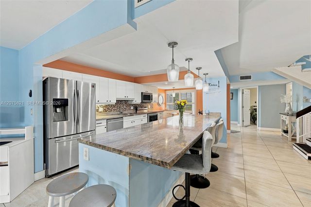 958 Mockingbird Lane 513, Plantation, FL 33324