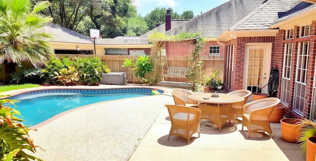 3814 Bayou Bend Court, Sugar Land, TX 77479