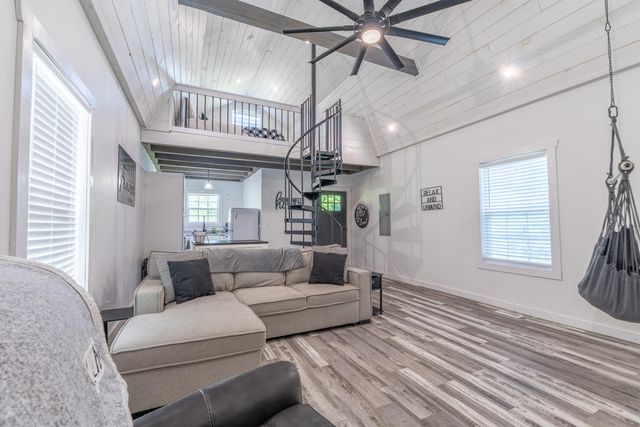 5192 Highway 1619, Monticello, KY 42633