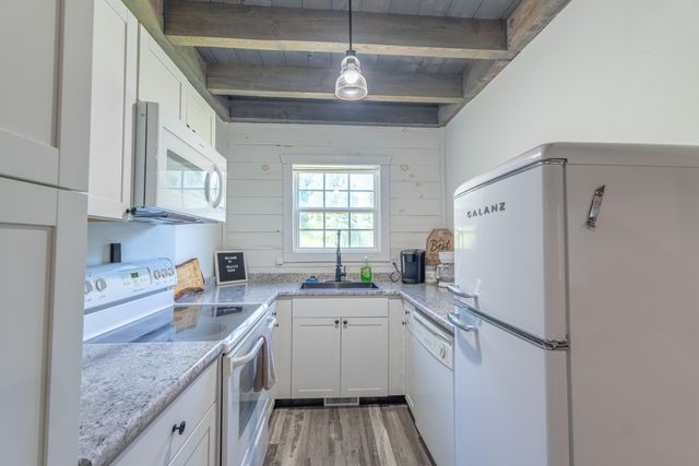 5192 Highway 1619, Monticello, KY 42633
