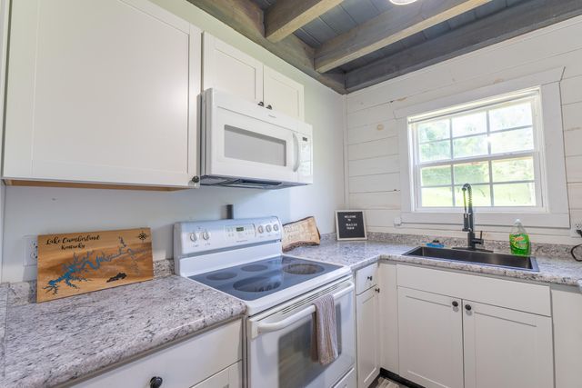 5192 Highway 1619, Monticello, KY 42633