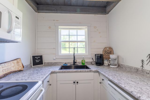 5192 Highway 1619, Monticello, KY 42633