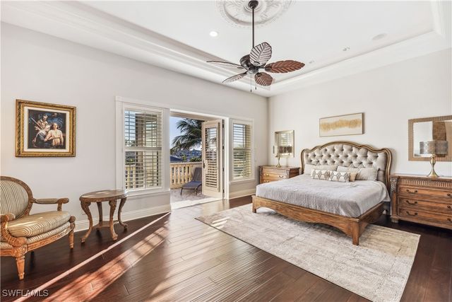 280 Egret AVE, Naples, FL 34108