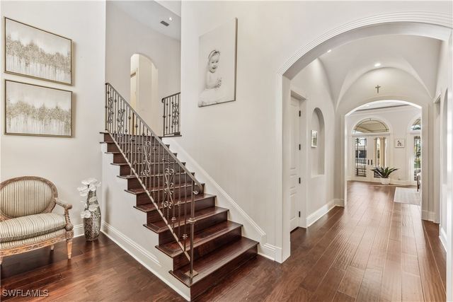 280 Egret AVE, Naples, FL 34108