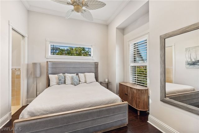 280 Egret AVE, Naples, FL 34108