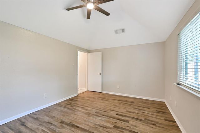 2909 Tower Bridge Court, Pearland, TX 77581
