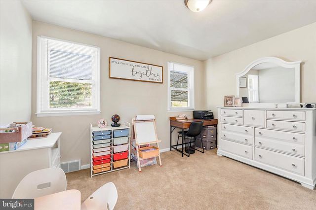 445 E MOYER RD, Pottstown, PA 19464