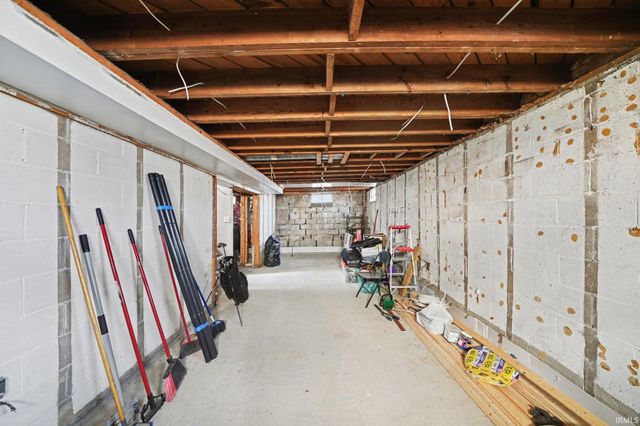 314 N West Street, Warsaw, IN 46580