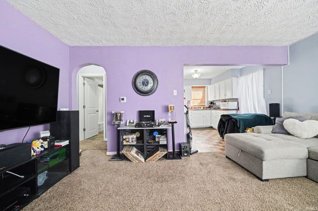 314 N West Street, Warsaw, IN 46580