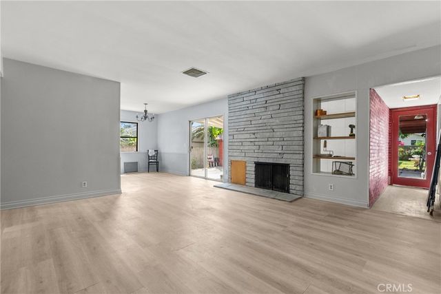 7229 De Celis, Van Nuys, CA 91406