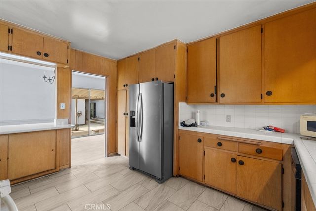 7229 De Celis, Van Nuys, CA 91406