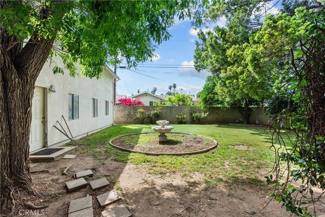 7229 De Celis, Van Nuys, CA 91406