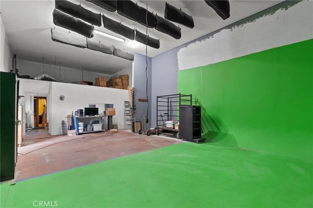 7229 De Celis, Van Nuys, CA 91406