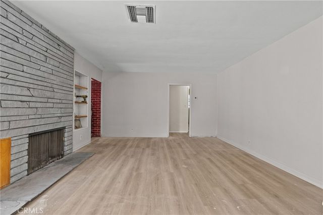 7229 De Celis, Van Nuys, CA 91406