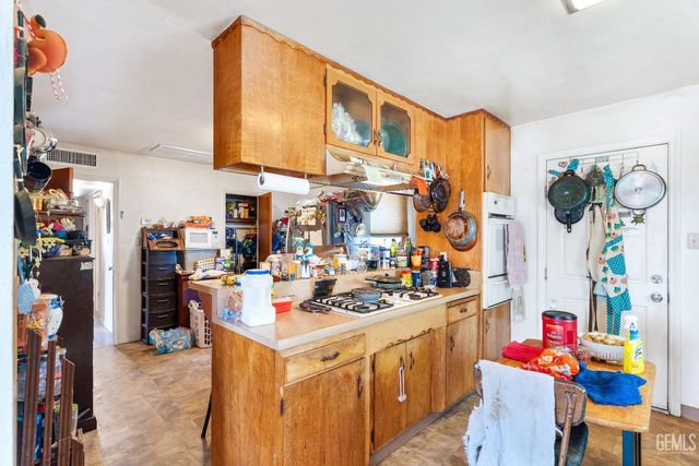 500 Jackson Street, Taft, CA 93268