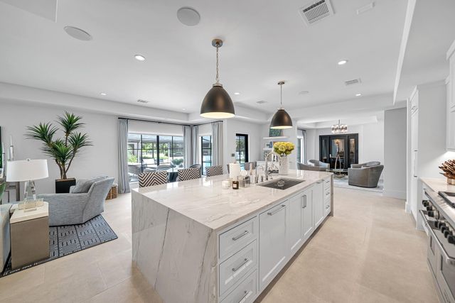 7620 Bellewood Drive, Houston, TX 77055