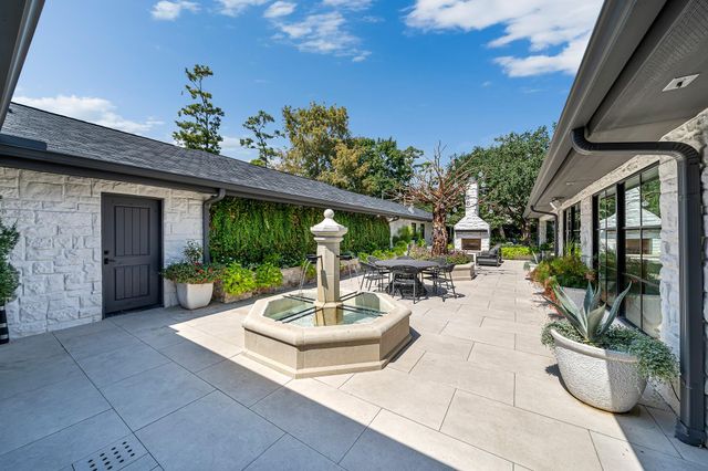7620 Bellewood Drive, Houston, TX 77055