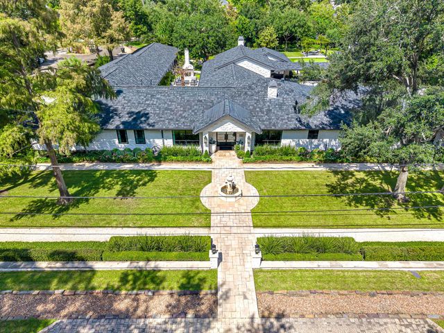 7620 Bellewood Drive, Houston, TX 77055