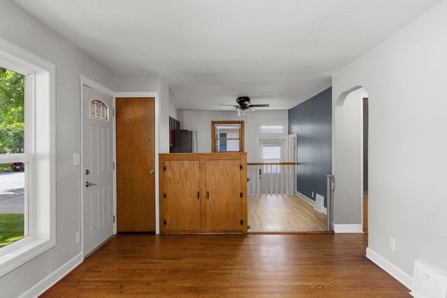 2216 30th STREET S, La Crosse, WI 54601