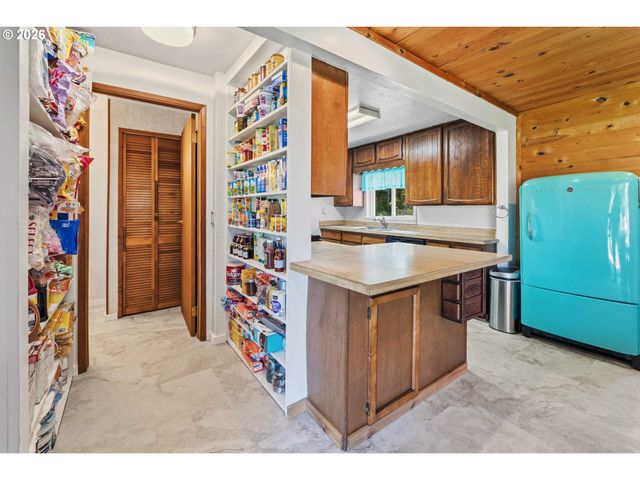 51520 PIONEER Rd, Bandon, OR 97411