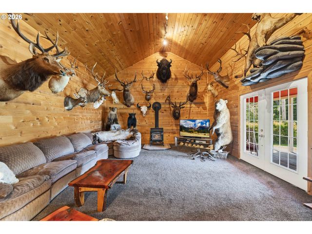 51520 PIONEER Rd, Bandon, OR 97411