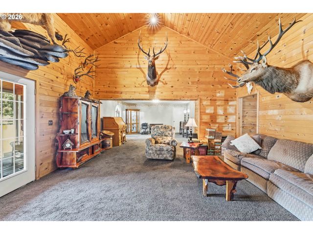 51520 PIONEER Rd, Bandon, OR 97411