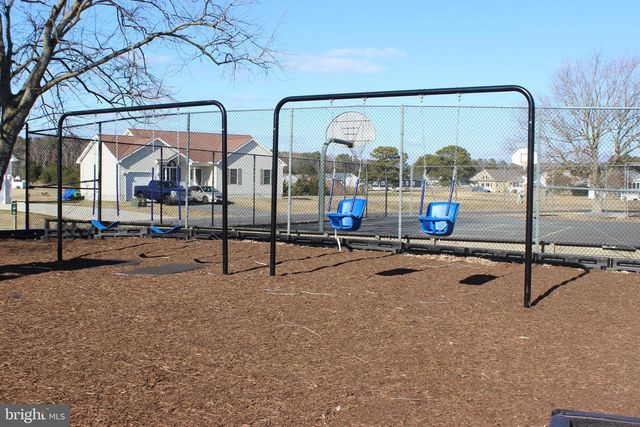 187 YARDARM DR, Greenbackville, VA 23356