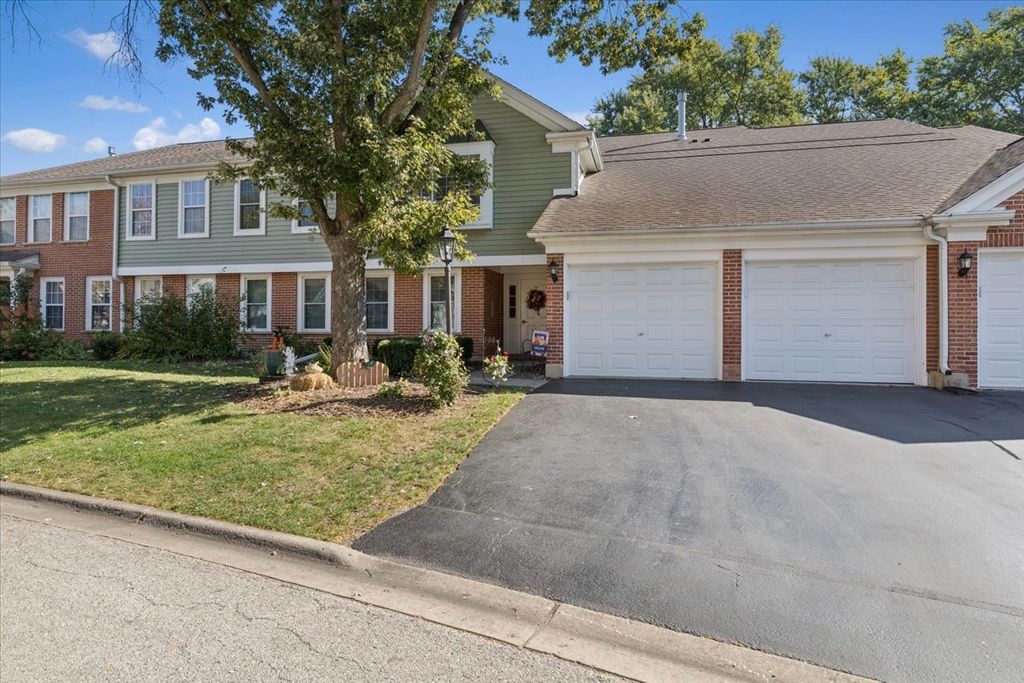 617 Edinburgh Lane B, Prospect Heights, IL 60070 — exterior
