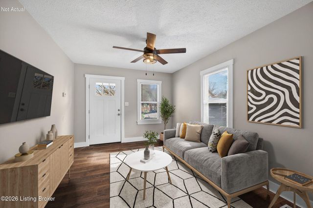 1524 Shingo Ave, Louisville, KY 40215