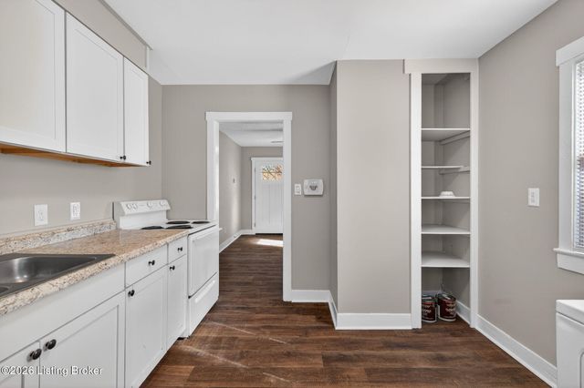 1524 Shingo Ave, Louisville, KY 40215