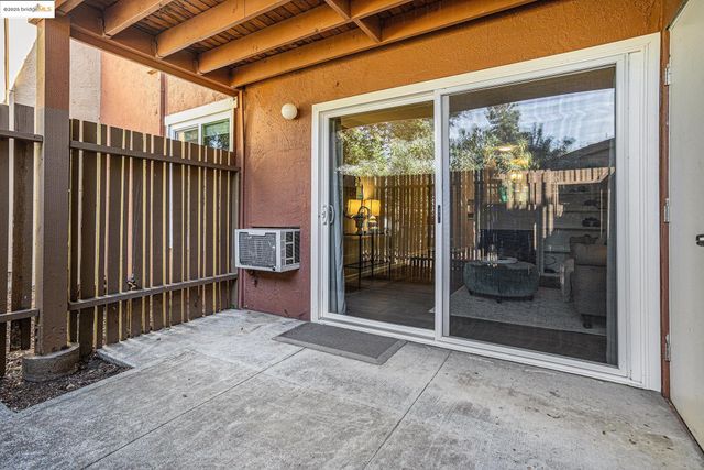 3051 Treat Blvd 63, Concord, CA 94518