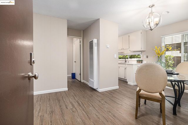 3051 Treat Blvd 63, Concord, CA 94518