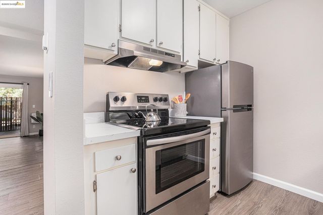 3051 Treat Blvd 63, Concord, CA 94518