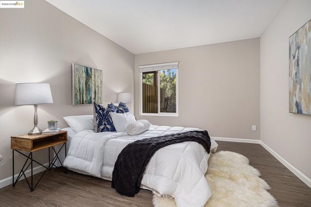 3051 Treat Blvd 63, Concord, CA 94518