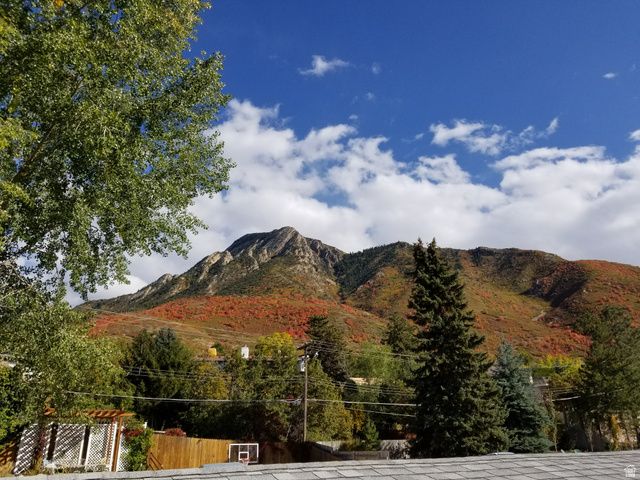 4655 S DEERCREEK RD, Salt Lake City, UT 84124