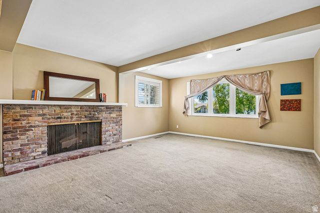 4655 S DEERCREEK RD, Salt Lake City, UT 84124