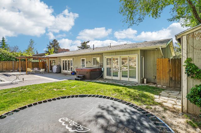 4655 S DEERCREEK RD, Salt Lake City, UT 84124