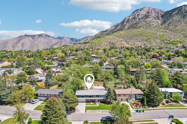 4655 S DEERCREEK RD, Salt Lake City, UT 84124