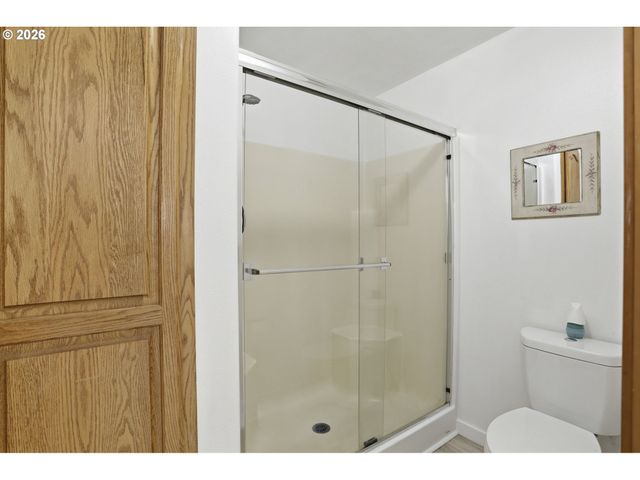 858 Sw 24TH St, Troutdale, OR 97060