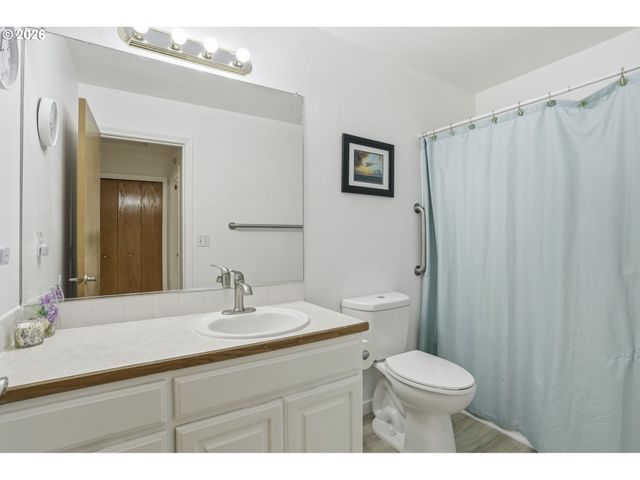 858 Sw 24TH St, Troutdale, OR 97060