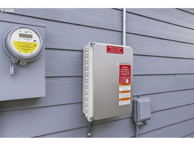 858 Sw 24TH St, Troutdale, OR 97060