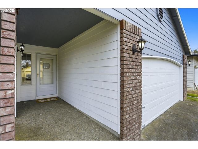 858 Sw 24TH St, Troutdale, OR 97060