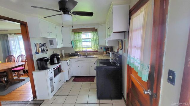 6 Bircher Avenue, Poughkeepsie, NY 12601
