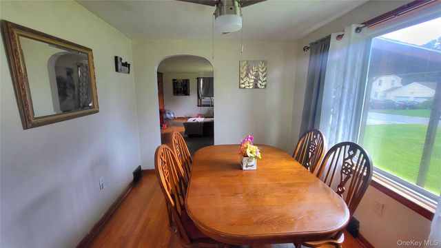 6 Bircher Avenue, Poughkeepsie, NY 12601