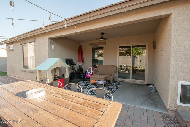 2218 E MOHAVE Lane, Apache Junction, AZ 85119