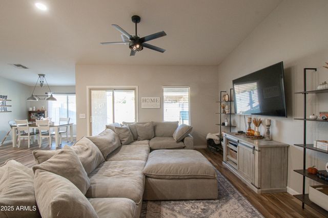 2218 E MOHAVE Lane, Apache Junction, AZ 85119