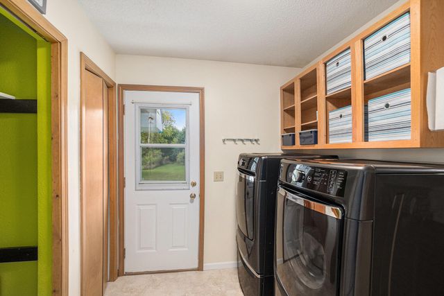 601 E Oak Street, Fremont, MI 49412