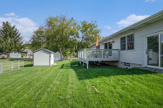 601 E Oak Street, Fremont, MI 49412