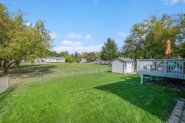 601 E Oak Street, Fremont, MI 49412