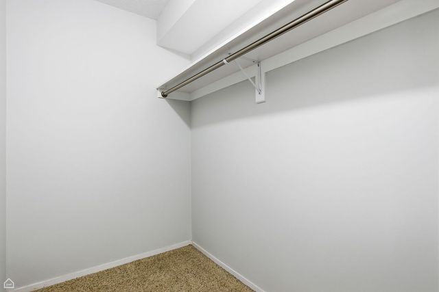 10 E ONTARIO Street 3512, Chicago, IL 60611